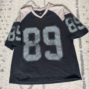 Urban Outfitters V-neck Boxy Graphic Tee